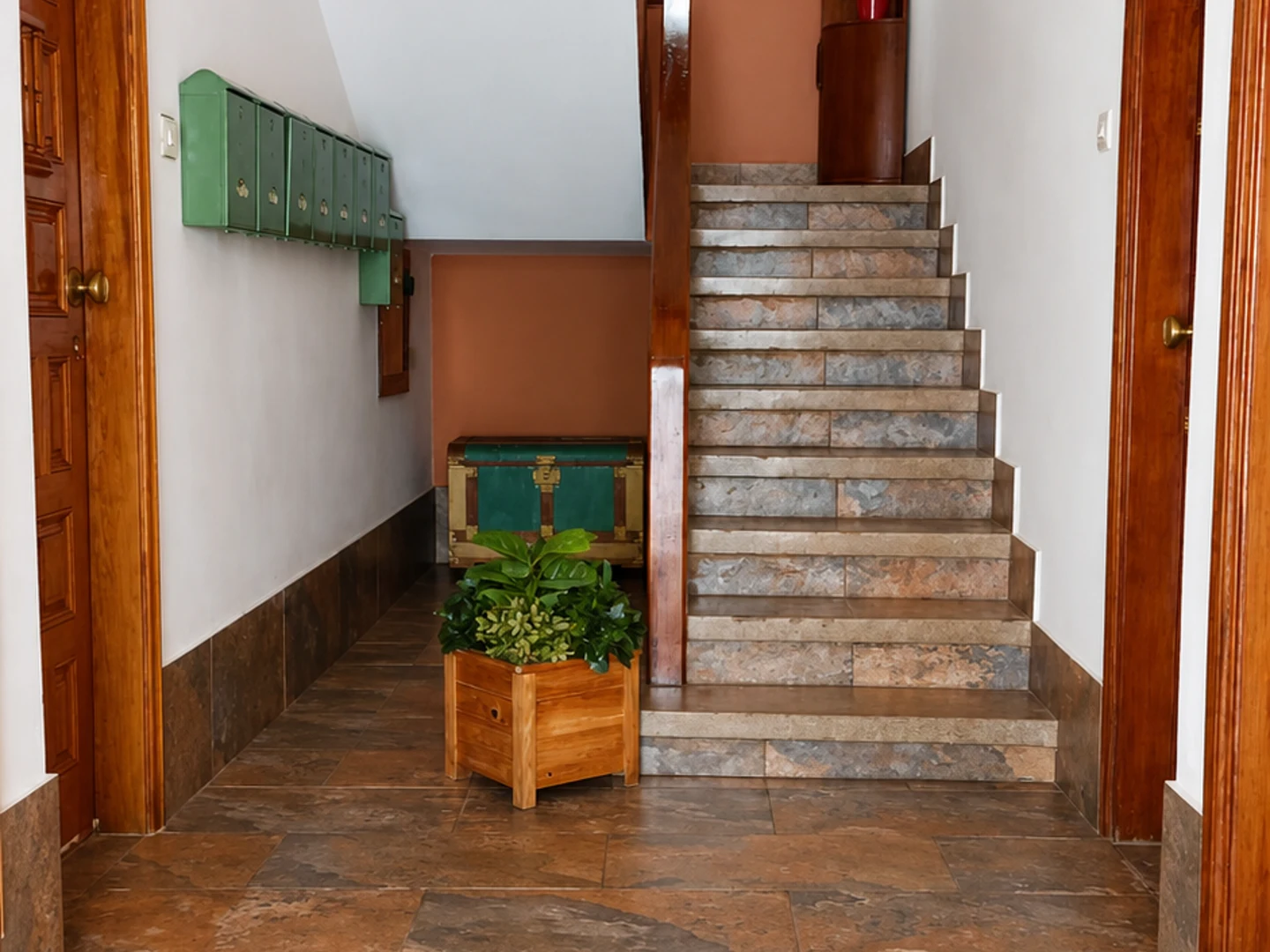 Limpieza de comunidades y escaleras en Las Palmas